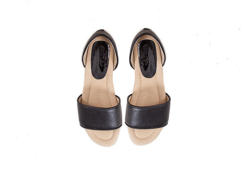 Stella - black leather