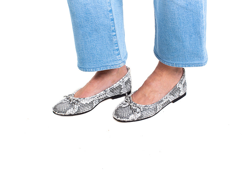 Ballet Flat - Cream and grey snakeprint