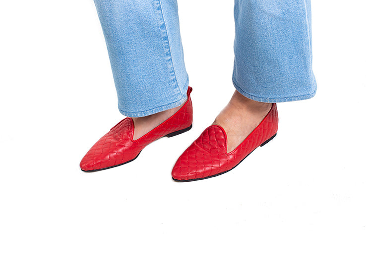Pointed Loafer - red woven leather