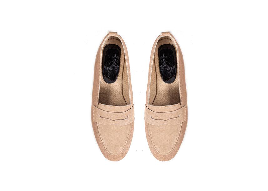 Classic penny loafer - neutral suede leather