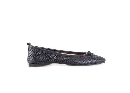 Ballet Flat - black woven leather