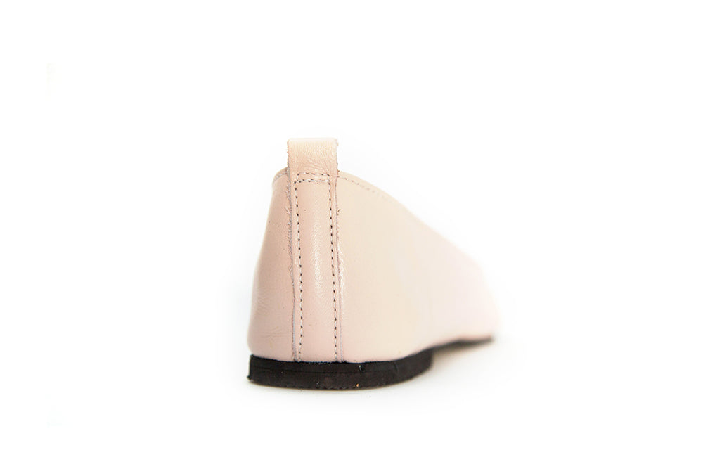 Fama - Pointed Flat - House Of Cinnamon
