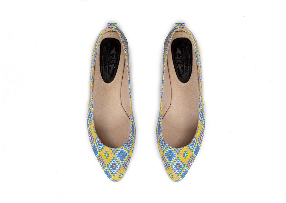 Alice - Pointed Flat