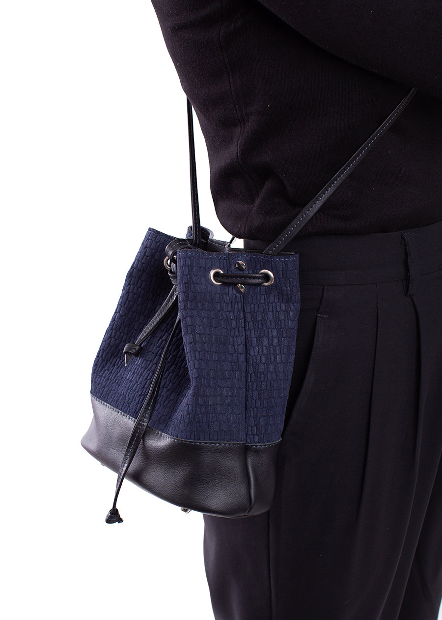 Mini bucket bag