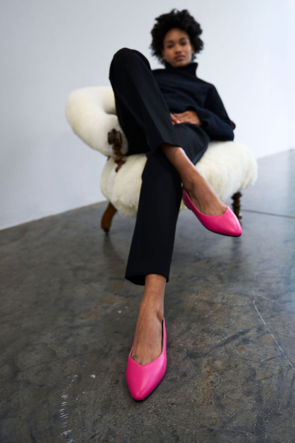 Pointed V Flat - Cerise leather