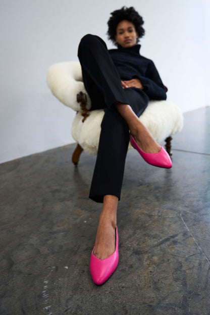 Pointed V Flat - Cerise leather