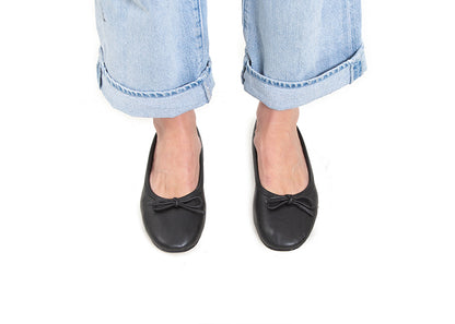 Ballet flat - high vamp, black leather