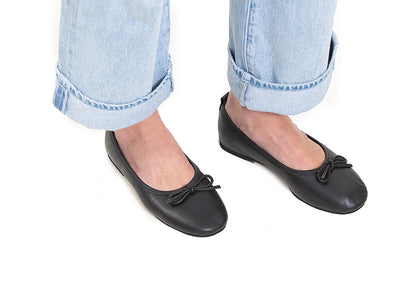 Ballet flat - high vamp, black leather