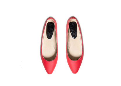 Pointed Flat - red leather