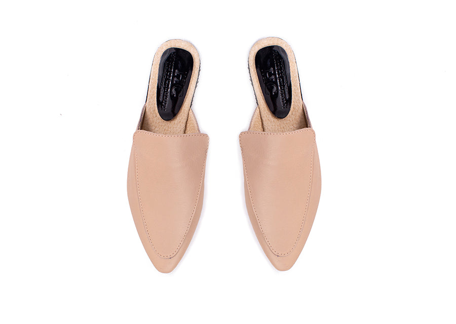 Pointed mule - neutral leather