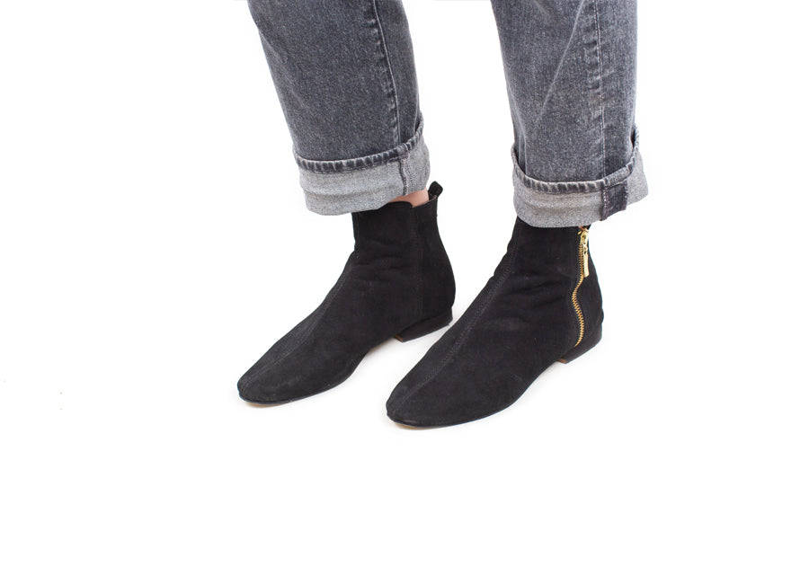 Classic ankle boot - suede black leather