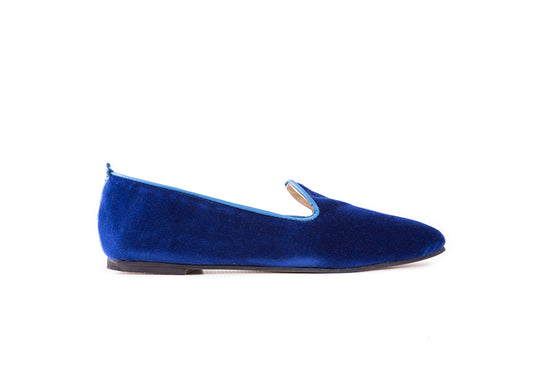 Pointed loafer - royal blue velvet